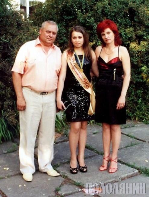 З дружиною та молодшою дочкою