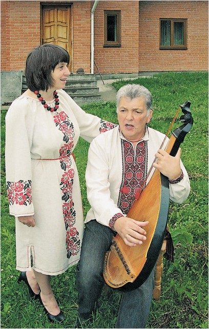 Мирон Постолан із дружиною.  Фото Миколи Шота