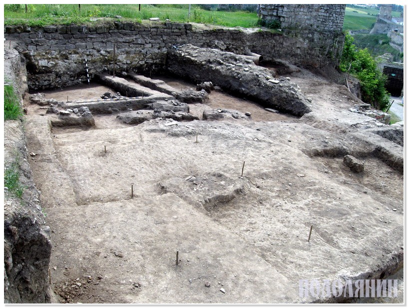 Відкритий давньоруський вал - ключ до таємниці походження Кам’янця