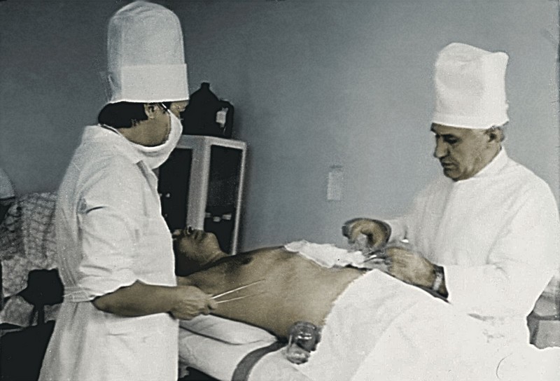 Микола Миколайович під час операції