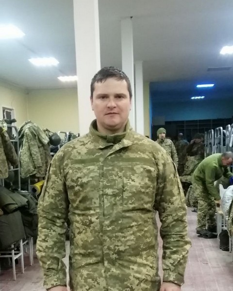  Молодший лейтенант Роман СІНЬКОВСЬКИЙ 