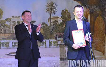 Організатор фестивалю «Республіка» Андрій ЗОЇН   отримує «Відзнаку року» в номінації «Фестиваль року».