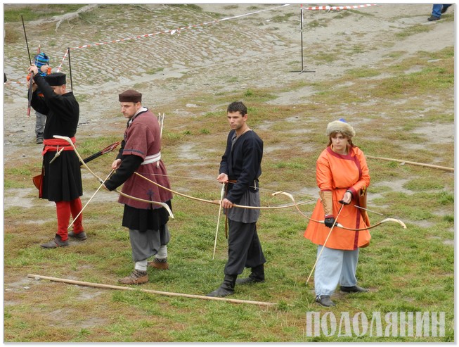 КАМ’ЯНЕЦЬ ПУСКАЄ СТРІЛИ