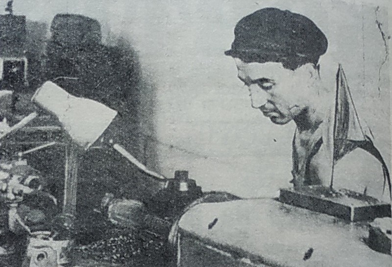 Токар ремонтно-механічного цеху Фогельман, 1959 рік. Фото Андрія Герасимчука