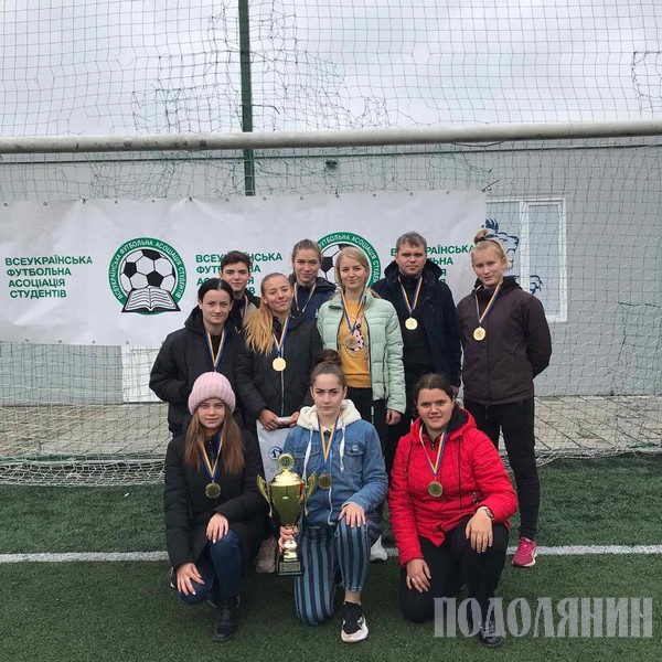 Жіноча команда з футболу К-ПНУ вдячна ректорату і деканату факультету фізичної культури за підтримку в участі у змаганнях.