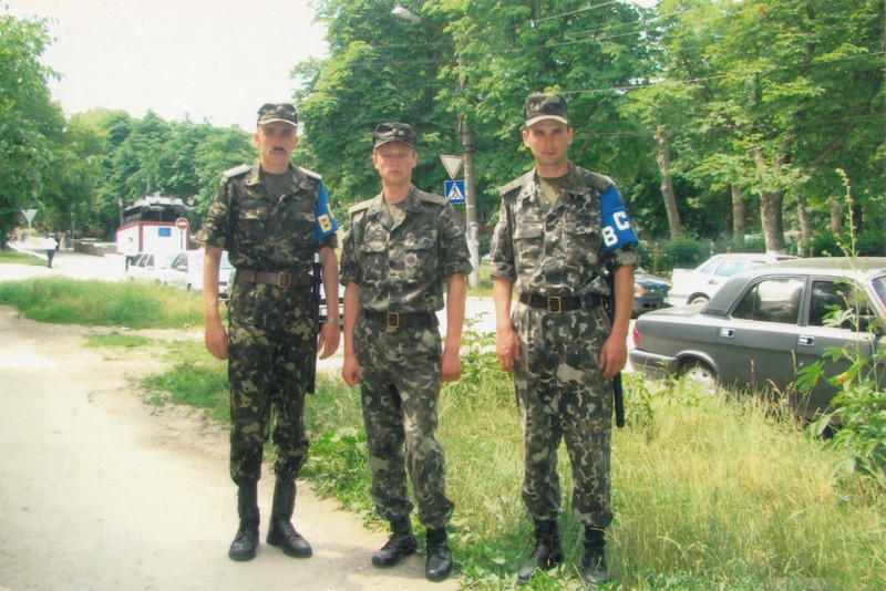Володимир Кутас (ліворуч) у складі патруля військової служби правопорядку