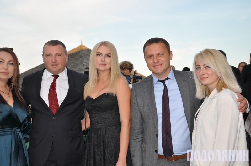 Сергій Гамалій і Михайло Посітко з дружинами