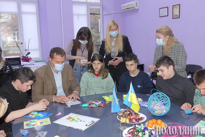 Майстер-клас із виготовлення новорічних іграшок