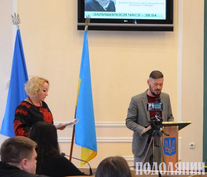 Фото пресслужби міськради - Ірина Шелепницька і Мар’ян Тарасенко