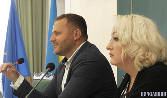 Міський голова Михайло Посітко, секретар міськради Ірина Шелепницька