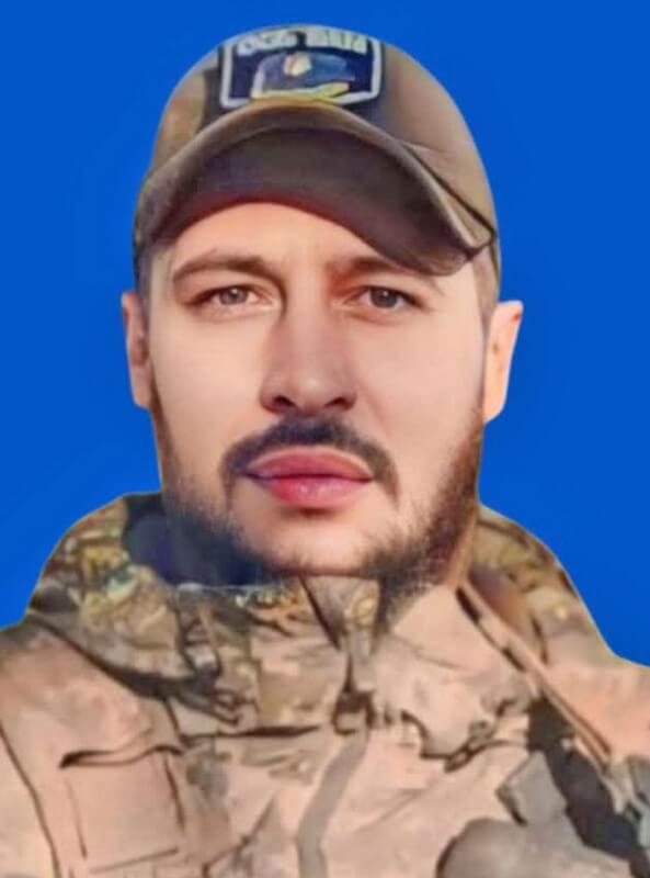 Денис ДОВГОМ