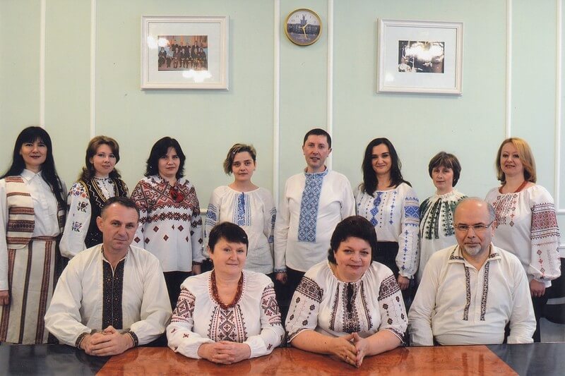 Викладачі кафедри історії української літератури та компаративістики. Іван Прокоф’єв у першому ряду крайній праворуч.